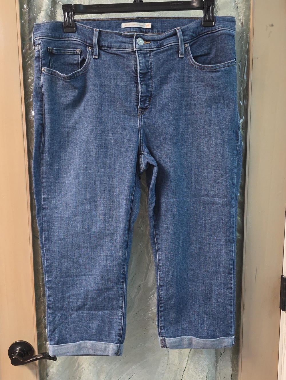 Levi's 311 Shaping Capri Jeans in Mid Blue